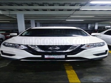 foto Nissan X-Trail 5p Advance 3 L4/2.5 Aut Banca abatible usado (2018) color Blanco precio $330,000