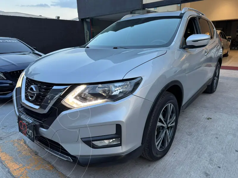 Foto Nissan X-Trail Advance 2 Row usado (2020) color plateado financiado en mensualidades(enganche $98,100 mensualidades desde $7,502)