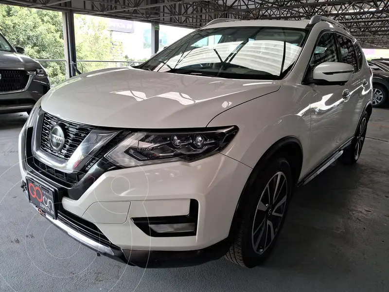 Foto Nissan X-Trail Exclusive 2 Row usado (2021) color Blanco precio $345,000