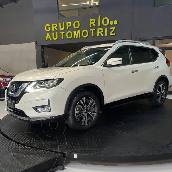 Foto Nissan X-Trail Advance 3 Row usado (2018) color Blanco precio $289,000