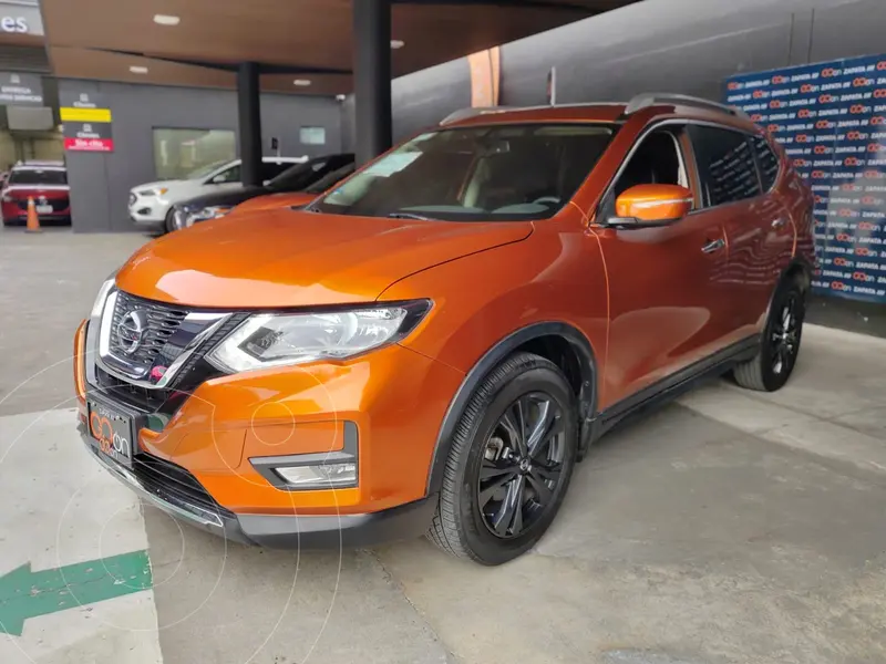 Foto Nissan X-Trail Advance 2 Row usado (2021) color Naranja financiado en mensualidades(enganche $111,725 mensualidades desde $8,544)