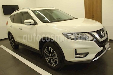 Foto Nissan X-Trail 5p Advance 3 L4/2.5 Aut Banca abatible usado (2018) color Blanco precio $339,000