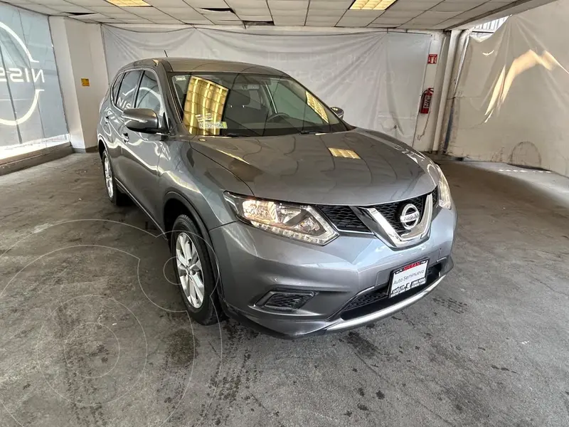 Foto Nissan X-Trail Sense 2 Row usado (2017) color Gris Oscuro precio $242,800