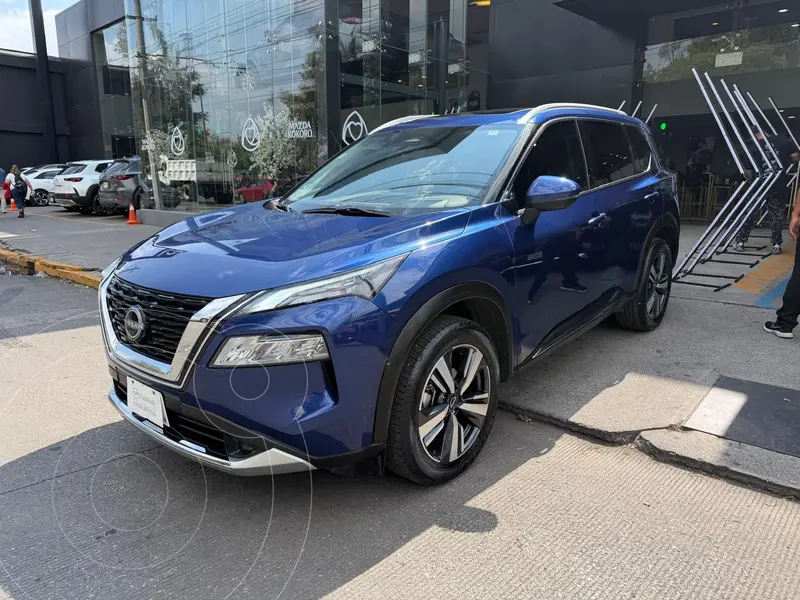 Foto Nissan X-Trail Platinum 2 Filas usado (2024) color Azul Imperial precio $527,000