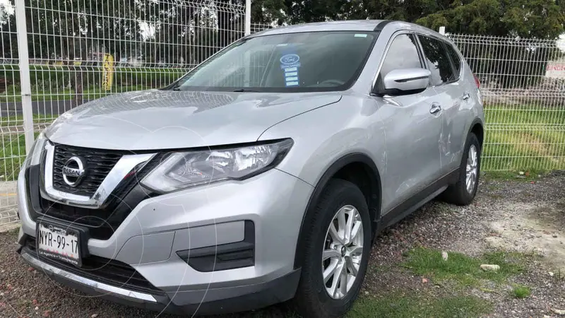 Foto Nissan X-Trail Sense 2 Row usado (2020) color Plata financiado en mensualidades(enganche $73,696 mensualidades desde $8,040)