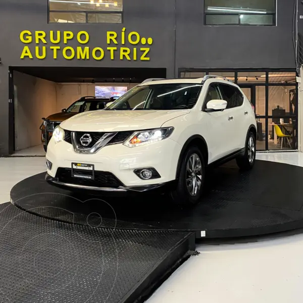 Foto Nissan X-Trail Exclusive 2 Row usado (2015) color Blanco precio $205,000