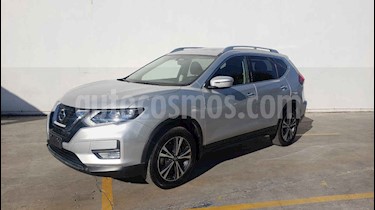 foto Nissan X-Trail 5p Advance 3 L4/2.5 Aut Banca abatible usado (2019) color Plata precio $344,900