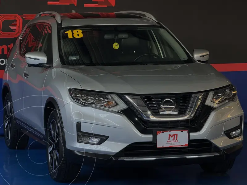 Foto Nissan X-Trail Exclusive 3 Row usado (2018) color Plata financiado en mensualidades(enganche $99,015)