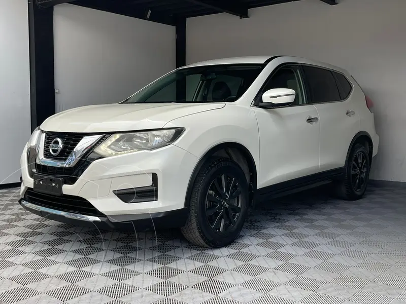 Foto Nissan X-Trail Sense 2 Row usado (2021) color Blanco precio $325,000