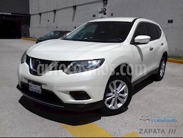 foto Nissan X-Trail Sense usado (2016) color Blanco precio $250,000