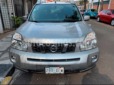 foto Nissan X-Trail SL usado (2010) color Plata precio $145,000