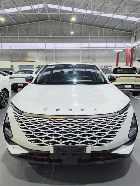Foto Omoda C5 Luxury usado (2023) color Blanco financiado en mensualidades(enganche $76,180)