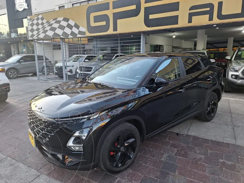 Foto Omoda C5 Premium usado (2023) color Negro precio $383,000