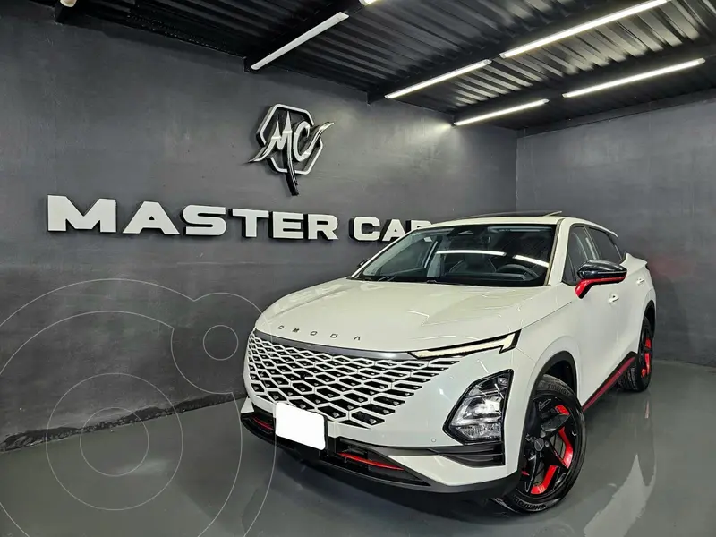 Foto Omoda Omoda C5 Premium usado (2023) color plateado precio $359,000