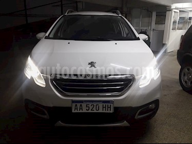 foto Peugeot 2008 Allure Aut usado (2016) color Blanco precio $499.000