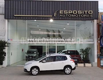 foto Peugeot 2008 Allure Aut usado (2017) color Blanco precio $670.000