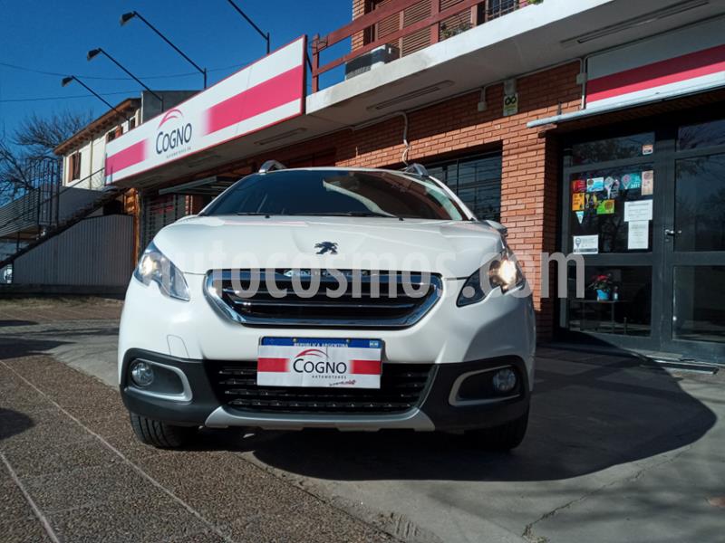 foto Peugeot 2008 Allure usado (2016) color Blanco precio $1.111.111