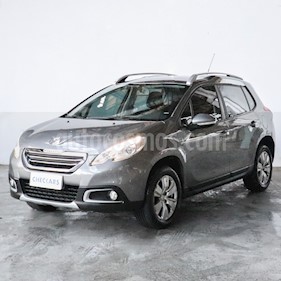 Peugeot 2008 Allure usado (2016) color Gris precio $740.000