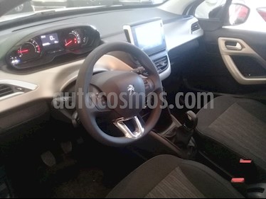 Peugeot 2008 Allure usado (2020) color Blanco Perla precio $1.100.000
