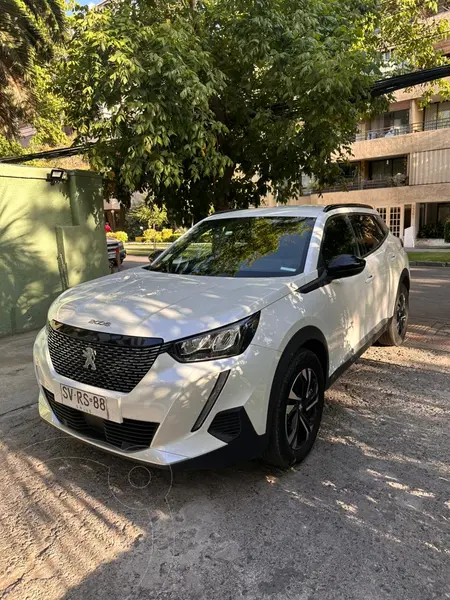 Foto Peugeot 2008 1.5L Allure Pack BlueHDi 130HP Aut8 usado (2023) color Blanco precio $16.800.000