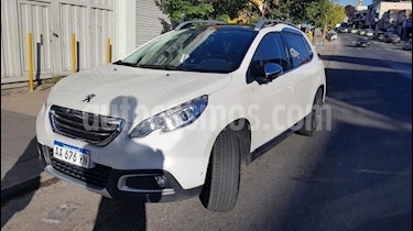 Peugeot 2008 Feline usado (2015) color Blanco precio $1.999.999