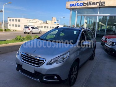 foto Peugeot 2008 Feline usado (2016) color Gris Claro precio $550.000