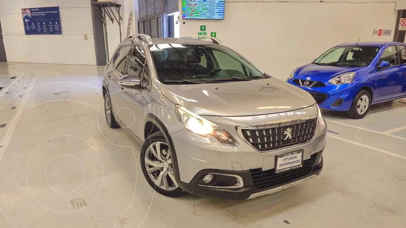 Foto Peugeot 2008 Allure Aut usado (2019) color Gris precio $229,900
