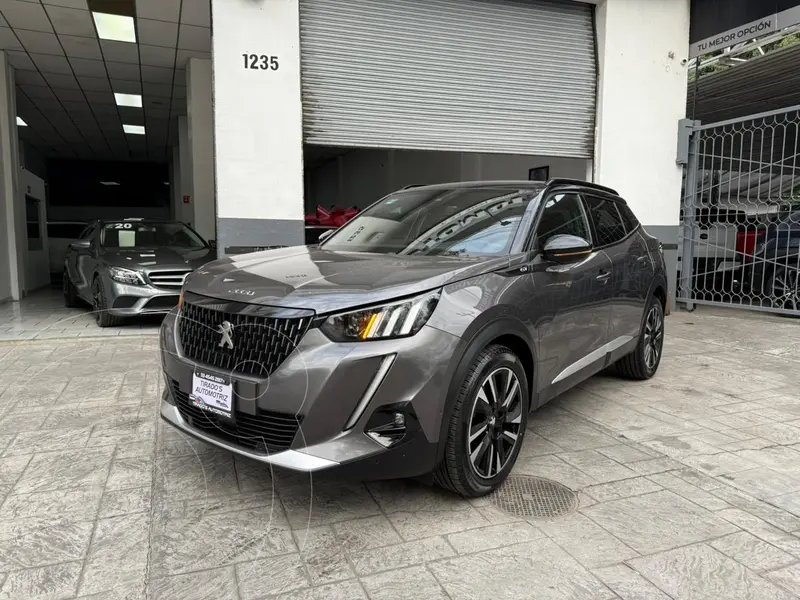Foto Peugeot 2008 1.2L GT usado (2023) color Gris precio $329,900