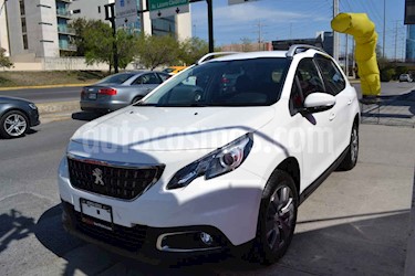 Peugeot 2008 Active Aut usado (2020) color Blanco precio $289,000