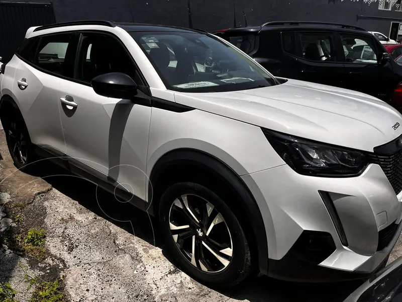 Foto Peugeot 2008 1.2L Allure Pack usado (2022) color Blanco precio $325,000