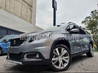 Peugeot 2008 Allure Aut usado (2021) color Plata precio $327,900