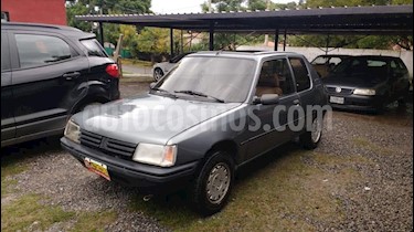 Peugeot 205 XSi usado (1994) color Gris Oscuro precio $70.000