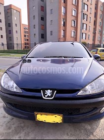 Peugeot 206 XRA Hatchback Confort usado (2005) color Azul precio $10.500.000