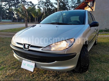 Peugeot 206 1.4 Allure 5P usado (2012) color Gris Aluminium precio $235.000