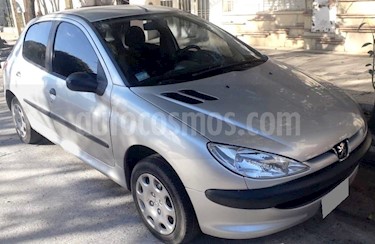 foto Peugeot 206 1.4 Génération 5P usado (2012) color Gris precio $210.000