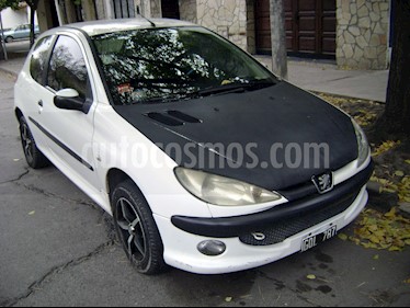 foto Peugeot 206 1.4 XE 3P usado (2007) color Blanco precio $150.000