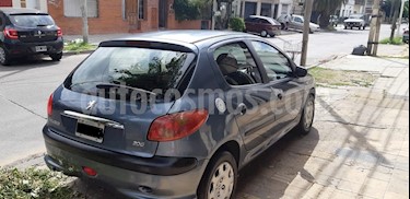 Peugeot 206 1.6 XR Premium 5P usado (2006) color Gris precio $145.000
