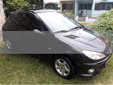 foto Peugeot 206 1.6 XS Premium 3P usado (2006) color Negro precio $135.000