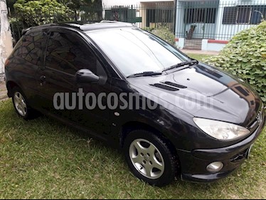 foto Peugeot 206 1.6 XS Premium 3P usado (2006) color Negro precio $138.000