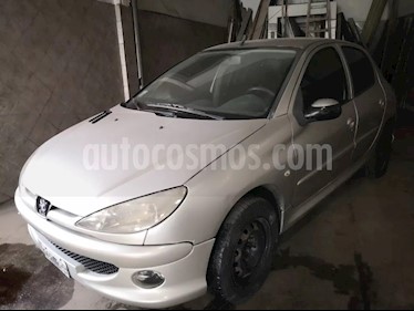 foto Peugeot 206 1.9D Premium 5P usado (2008) color Plata precio $140.000
