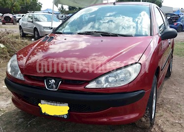 Foto venta Auto usado Peugeot 206 5P D-sign 1.6 (2005) color Rojo Lucifer precio $44,500