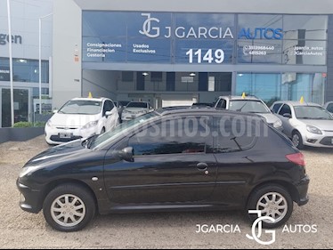 Peugeot 206 2.0 HDi XT 5P usado (2006) color Negro precio $245.000