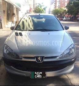 Peugeot 206 1.4 Generation 5P usado (2011) color Gris Claro precio $285.000