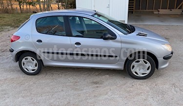 Peugeot 206 1.4 Active 5P usado (2001) color Gris precio $176.000