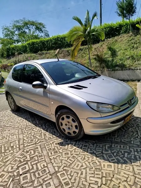 2005 Peugeot 206+ 1.4L