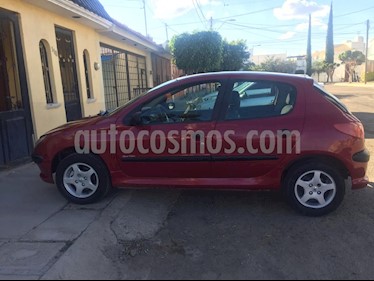 Foto Peugeot 206 5P XR 1.6 usado (2005) color Rojo precio $39,000