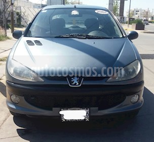 Peugeot 206 3P D-sign 1.6 usado (2007) color Gris precio $46,500