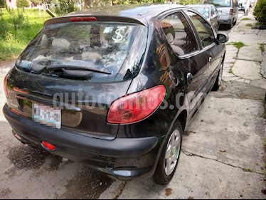 Foto Peugeot 206 XT 1.6 5P Tiptronic Aut usado (2005) color Negro precio $38,000