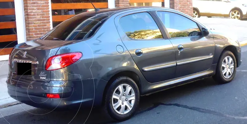 Foto Peugeot 207 Compact Sedan 1.4 HDi XS 4P usado (2012) color Gris Fer precio u$s6.500