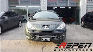 foto Peugeot 207 Compact 1.4 Allure 5P usado (2010) color Gris Oscuro precio $310.000
